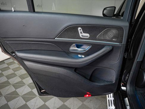 Certified 2022 Mercedes-Benz GLS 450 4MATIC image 25