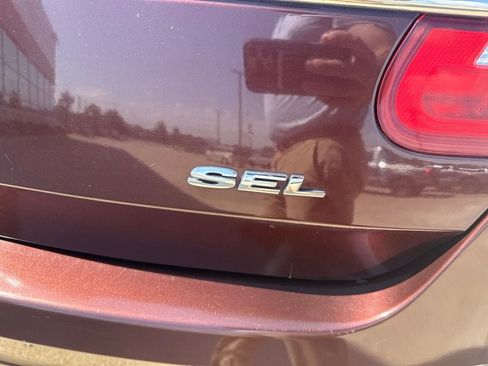 Used 2012 Ford Taurus SEL FWD image 6