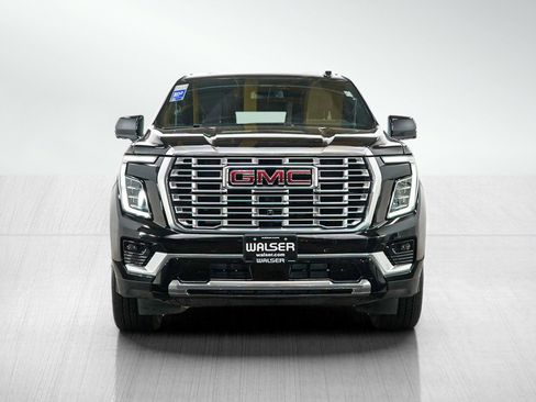 Used 2025 GMC Yukon XL Denali w/ Sun & Power Step Package AWD/4WD image 8