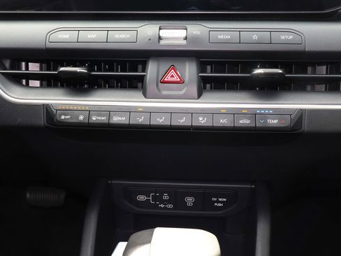 Used 2025 Kia K4 FWD image 12
