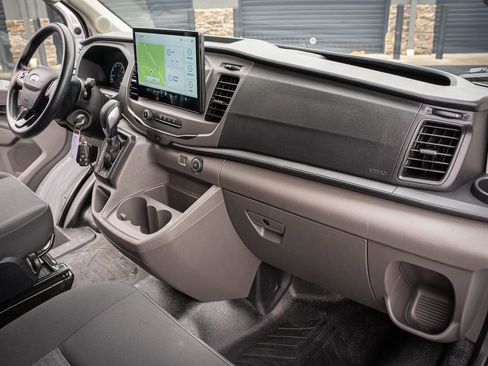 Used 2022 Ford Transit 350 XLT image 27