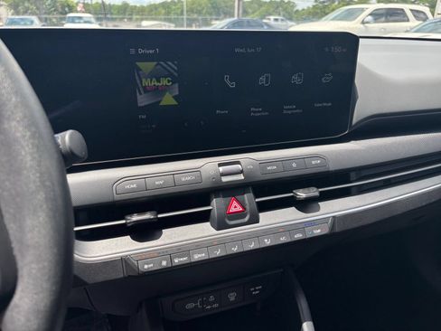 Used 2025 Kia K4 FWD image 20