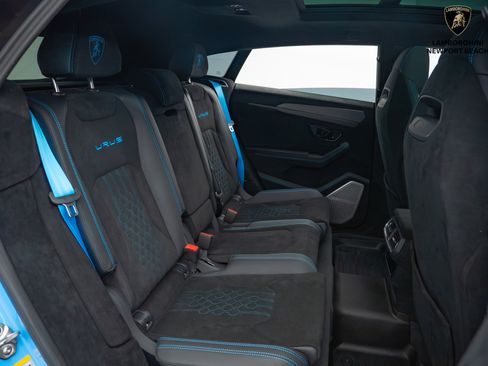 Used 2024 Lamborghini Urus Performante image 25
