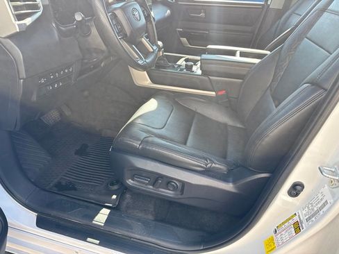 Used 2024 Toyota Tundra Limited AWD/4WD image 16