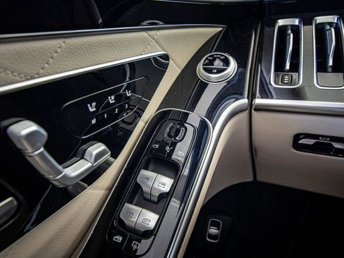 Used 2021 Mercedes-Benz S 580 4MATIC Sedan image 32