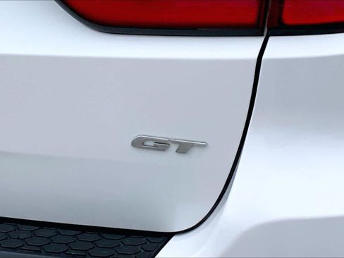 Used 2020 Dodge Durango GT RWD image 28