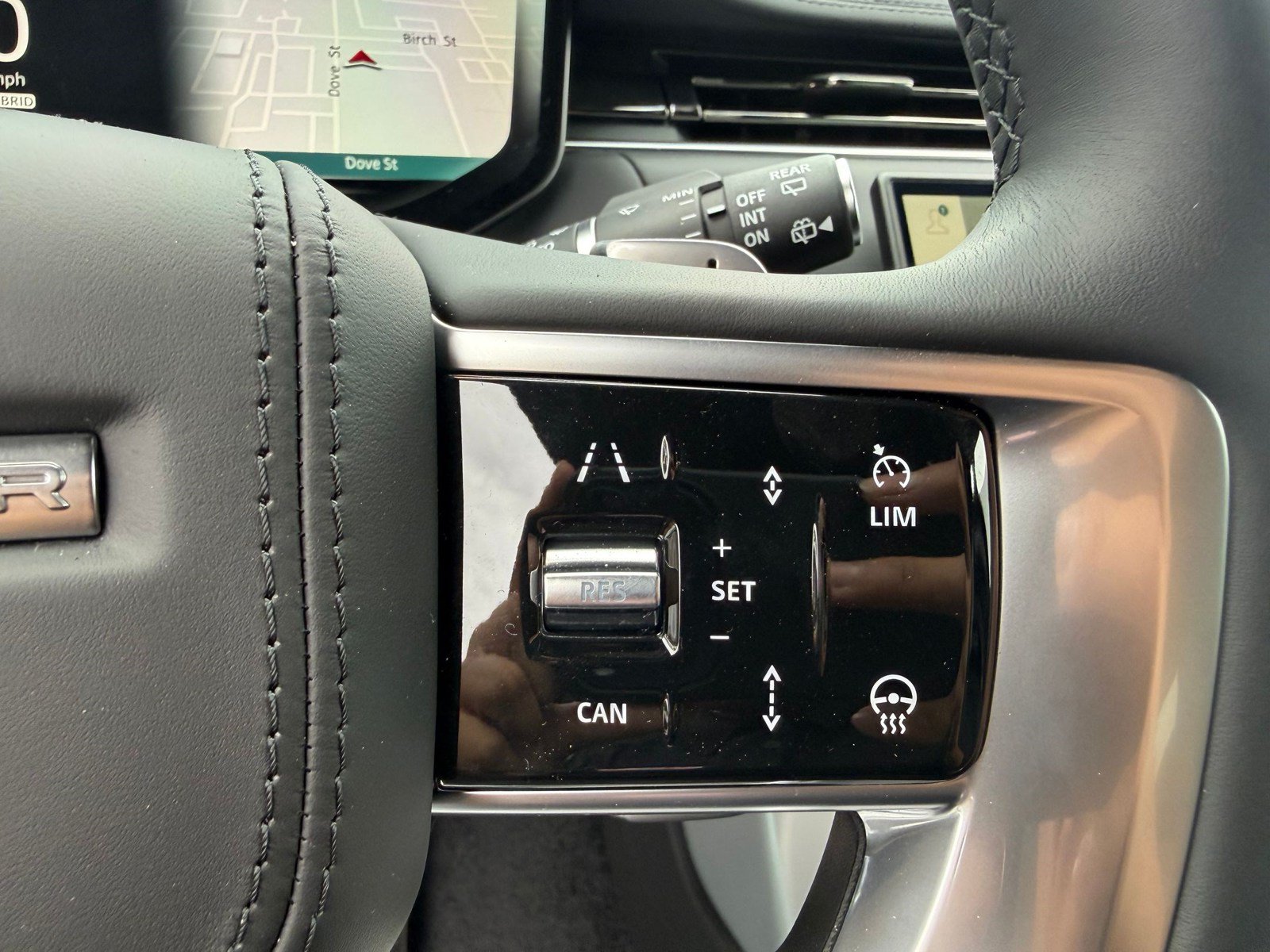 New 2026 Land Rover Range Rover SE AWD/4WD image 11