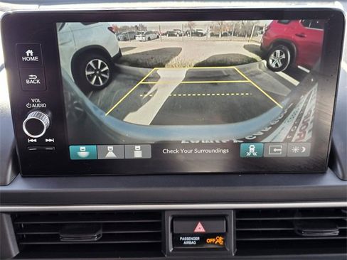 Used 2025 Honda Pilot Touring image 14