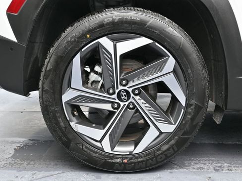 Used 2022 Hyundai Tucson Limited image 12