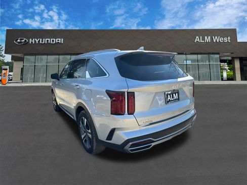 Used 2023 Kia Sorento SX Prestige image 7