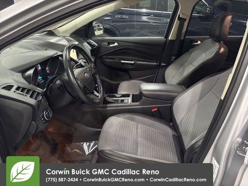 Used 2019 Ford Escape SE AWD/4WD image 11