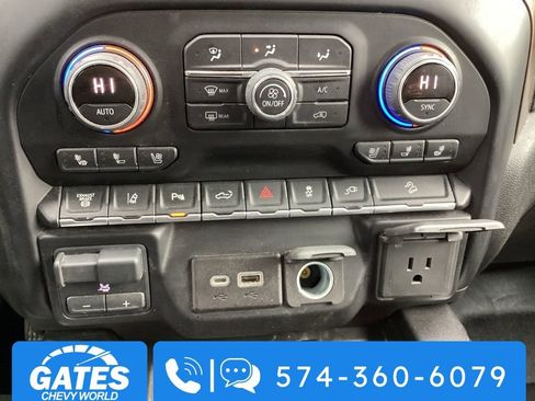 Used 2022 Chevrolet Silverado 2500 High Country w/ Z71 Off-Road Package image 17