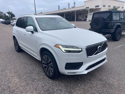 Used 2022 Volvo XC90 T5 Momentum
