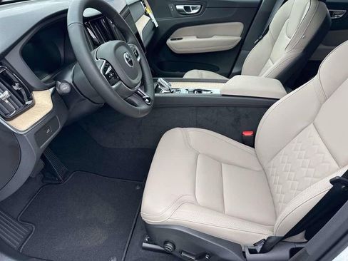 New 2026 Volvo XC60 B5 Core image 6