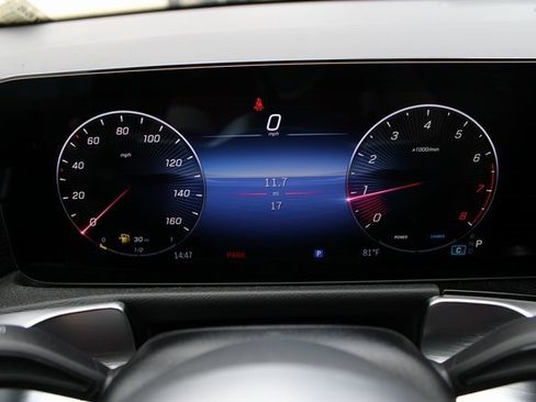 New 2025 Mercedes-Benz GLB 250 4MATIC image 23