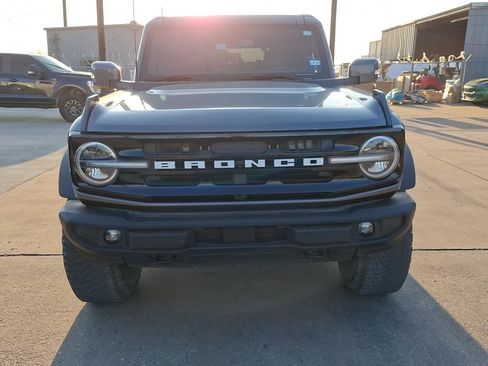Used 2023 Ford Bronco Outer Banks w/ Sasquatch Package AWD/4WD image 5