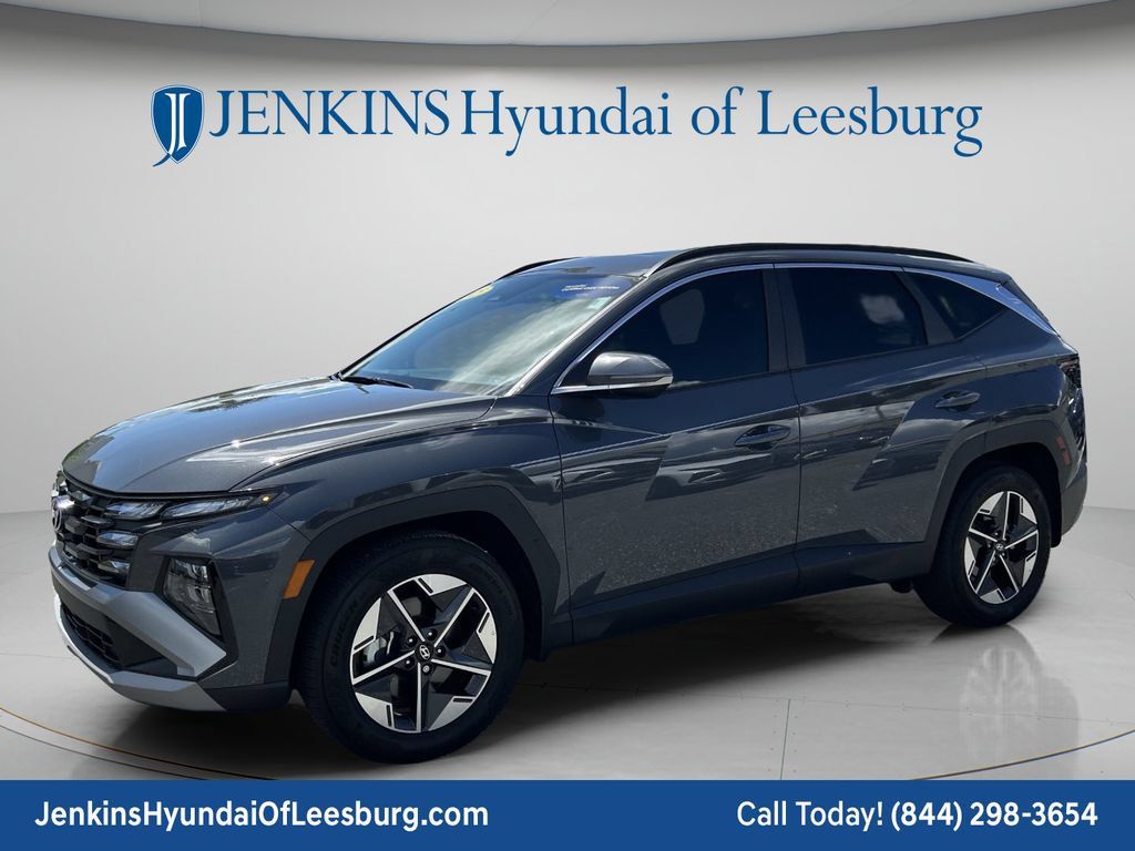 Certified 2025 Hyundai Tucson SEL FWD image 11