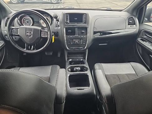 Used 2020 Dodge Grand Caravan SXT w/ Driver Convenience Group FWD image 35