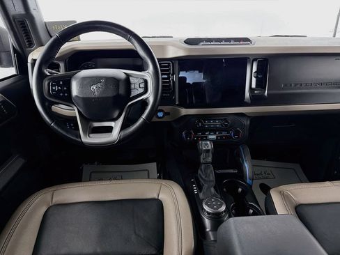 Used 2023 Ford Bronco Wildtrak AWD/4WD image 22