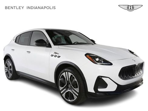 Used 2025 Maserati Grecale Folgore AWD/4WD image 1