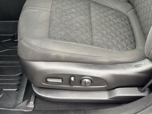 Used 2019 Chevrolet Blazer LT w/ LPO, Floor Liner Package image 13