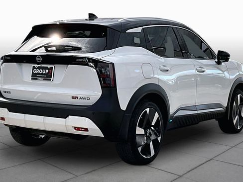 Used 2025 Nissan Kicks SR w/ SR Premium Package AWD/4WD image 13