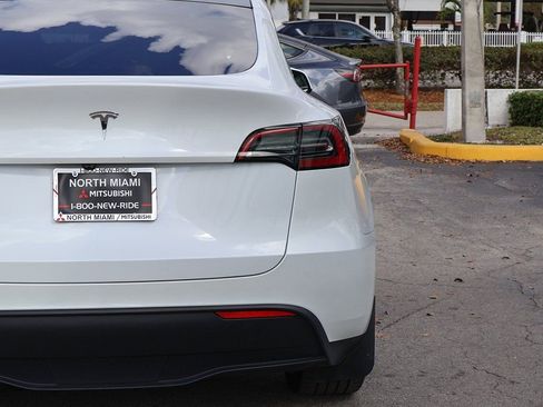 Used 2023 Tesla Model Y Long Range image 16