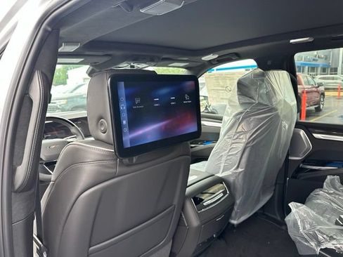 New 2026 Cadillac Escalade V w/ LPO, Floor Liner Package AWD/4WD image 8