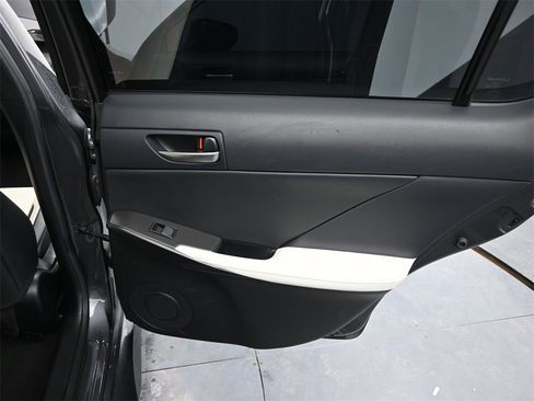 Used 2021 Lexus IS 350 F Sport image 17