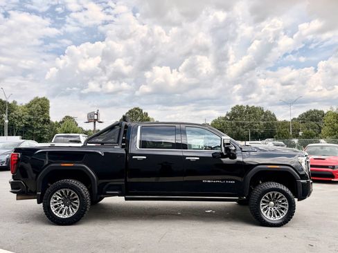 Used 2024 GMC Sierra 2500 Denali Ultimate w/ Max Trailering Package AWD/4WD image 13