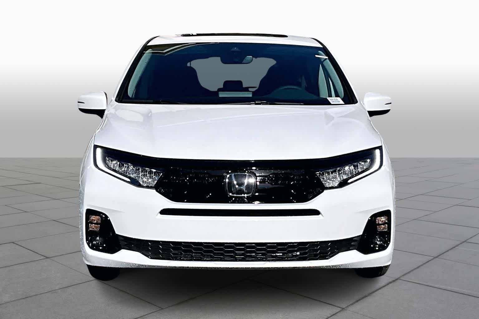 New 2026 Honda Odyssey Elite image 3