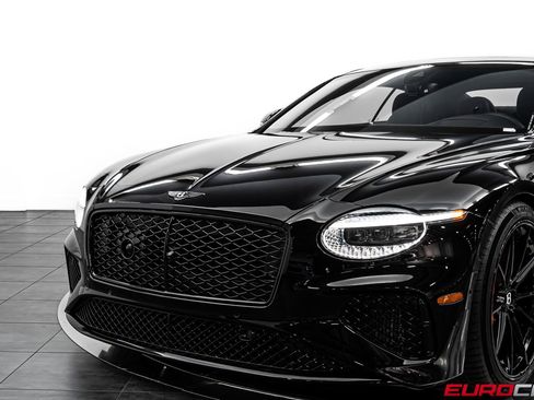 Used 2025 Bentley Continental GT AWD/4WD image 12