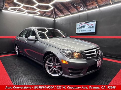 Used 2013 Mercedes-Benz C 250 Sedan image 1