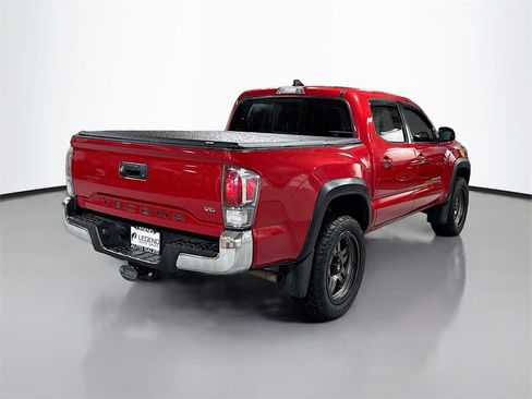 Used 2020 Toyota Tacoma TRD Off-Road image 9