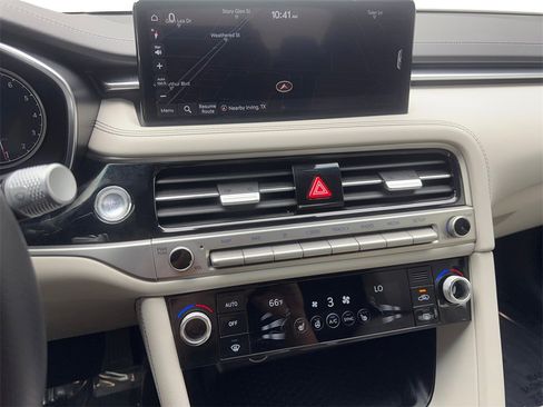 Used 2025 Genesis G70 2.5T image 62