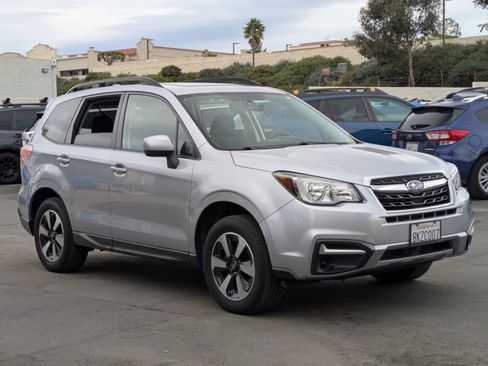 Used 2017 Subaru Forester 2.5i Premium w/ Popular Package #2A image 4