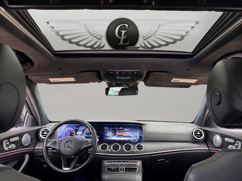 Used 2018 Mercedes-Benz E 300 image 23