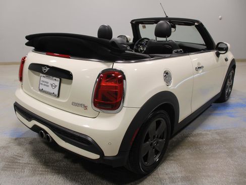 Certified 2022 MINI Cooper S w/ Driver Assistance Package image 15