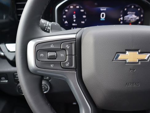 New 2026 Chevrolet Silverado 1500 LTZ w/ LTZ Premium Package AWD/4WD image 8
