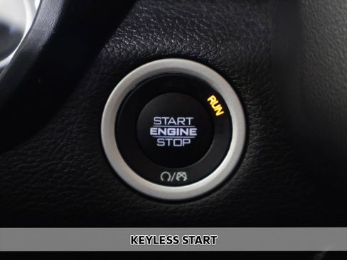 Used 2020 RAM 1500 Big Horn image 4