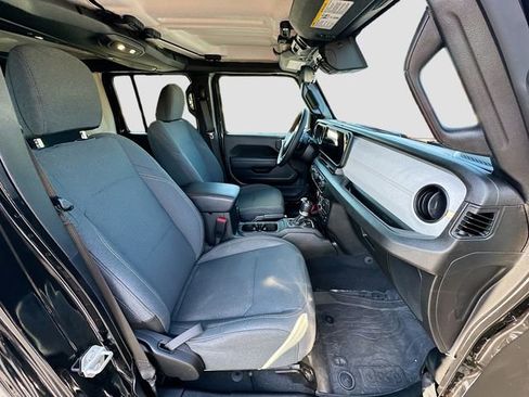 Used 2024 Jeep Wrangler Willys image 26