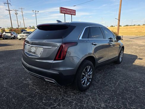 Used 2021 Cadillac XT5 Premium Luxury w/ LPO, Floor Liner Package FWD image 7