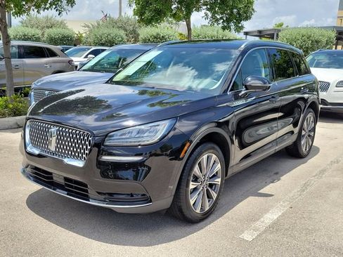 Certified 2022 Lincoln Corsair Reserve FWD image 3