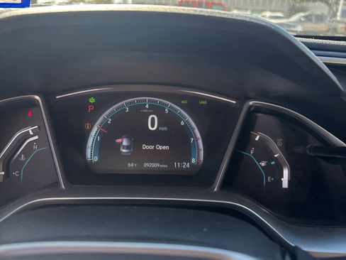 Used 2016 Honda Civic Touring image 7