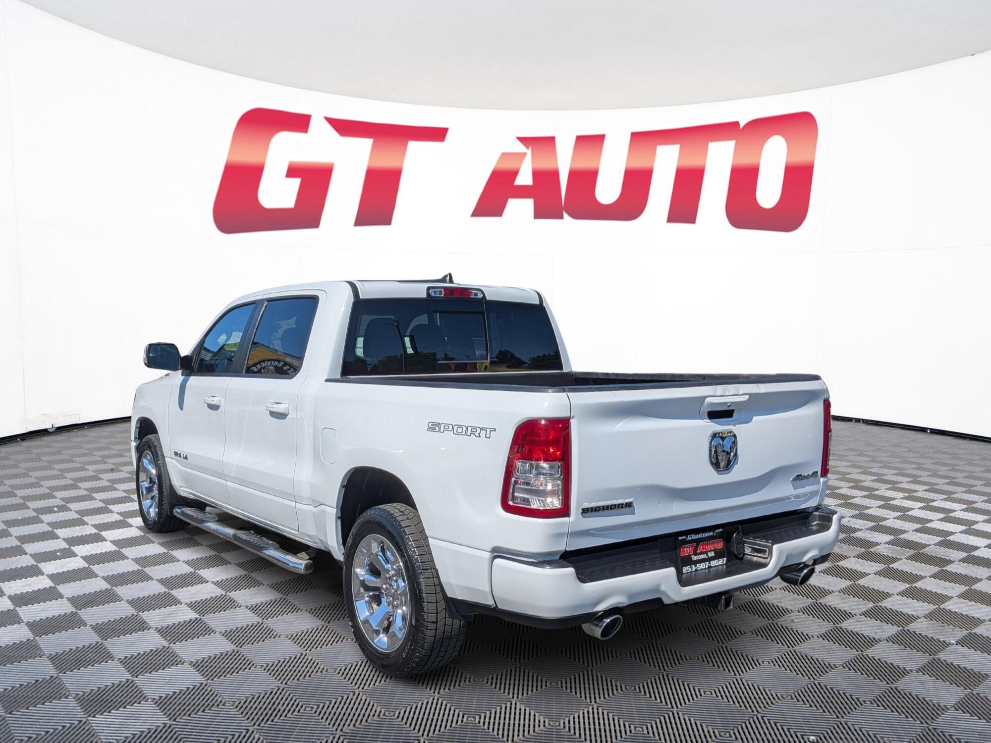 Used 2020 RAM 1500 Big Horn AWD/4WD image 4