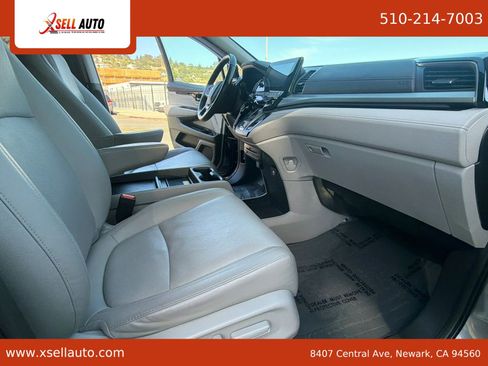 Used 2018 Honda Odyssey Elite image 6