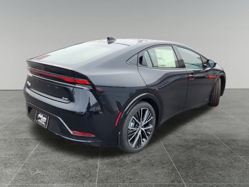 New 2026 Toyota Prius Limited image 7