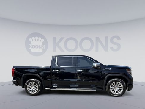 Used 2023 GMC Sierra 1500 Denali w/ Technology Package AWD/4WD image 8