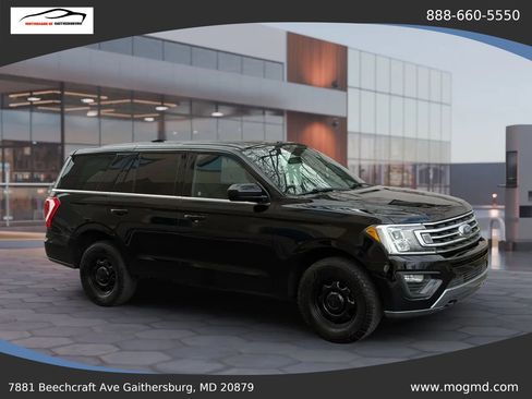Used 2018 Ford Expedition XL w/ Fleet Convenience Package AWD/4WD image 1