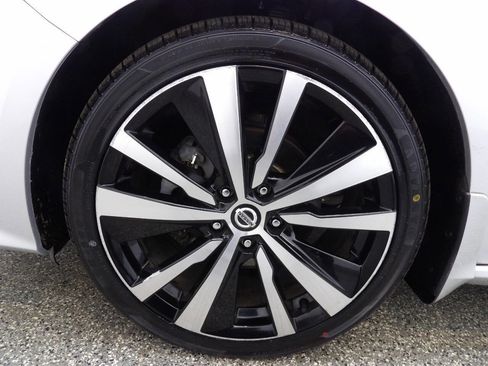 Used 2020 Nissan Altima 2.5 SR image 18